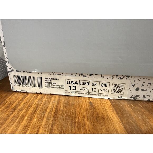 Nike Air Jordan 5 Retro Wolf Grey Size 13 DD0587-002 BRAND NEW AUTHENTIC main image 4